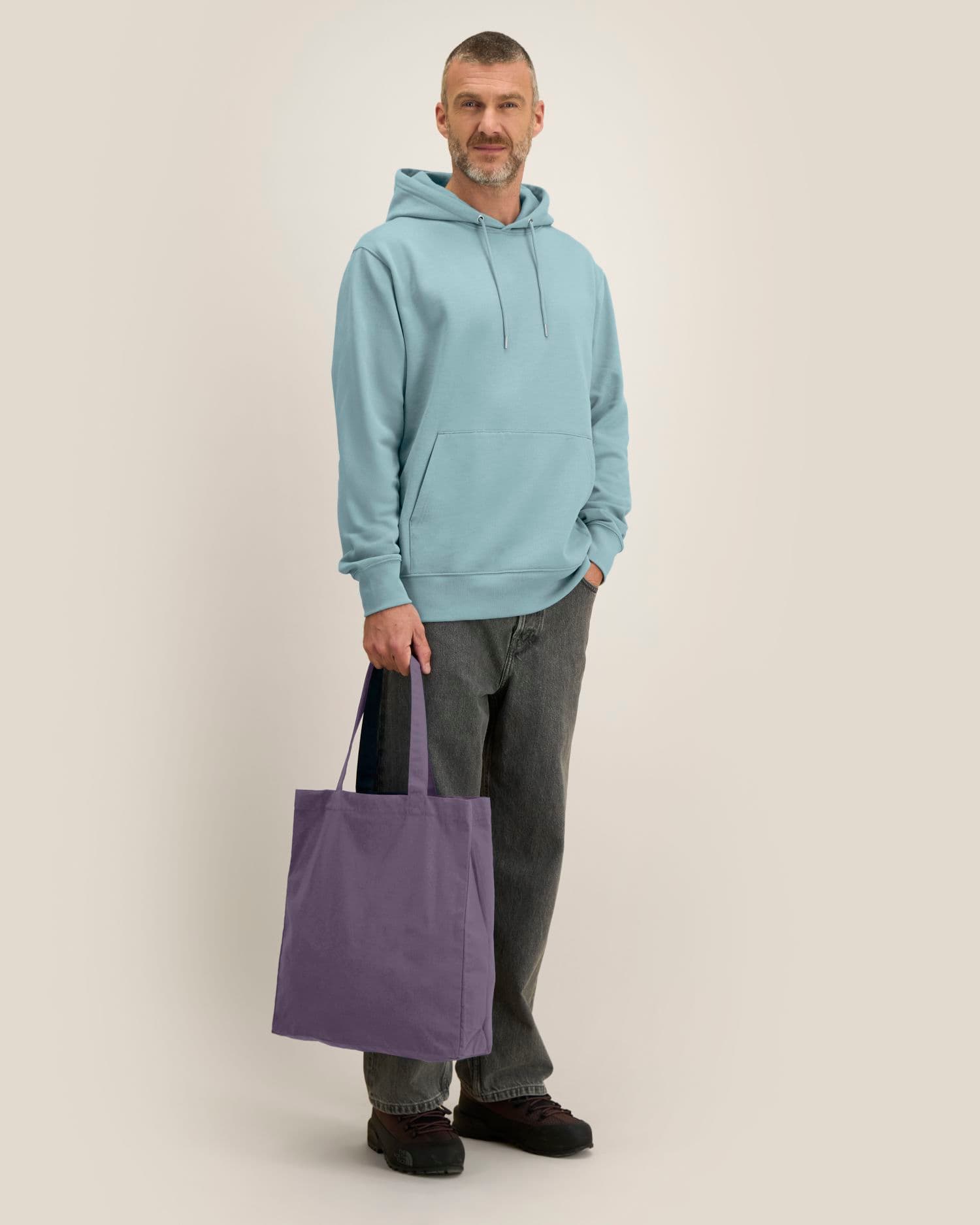 Mid Tote Bag Stanley/Stella gedragen, kleur Fig