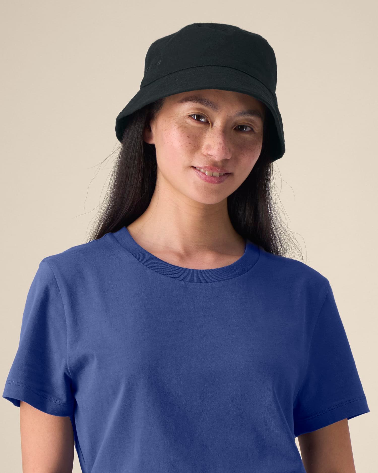 Bucket Hat Stanley/Stella porté, coloris Black