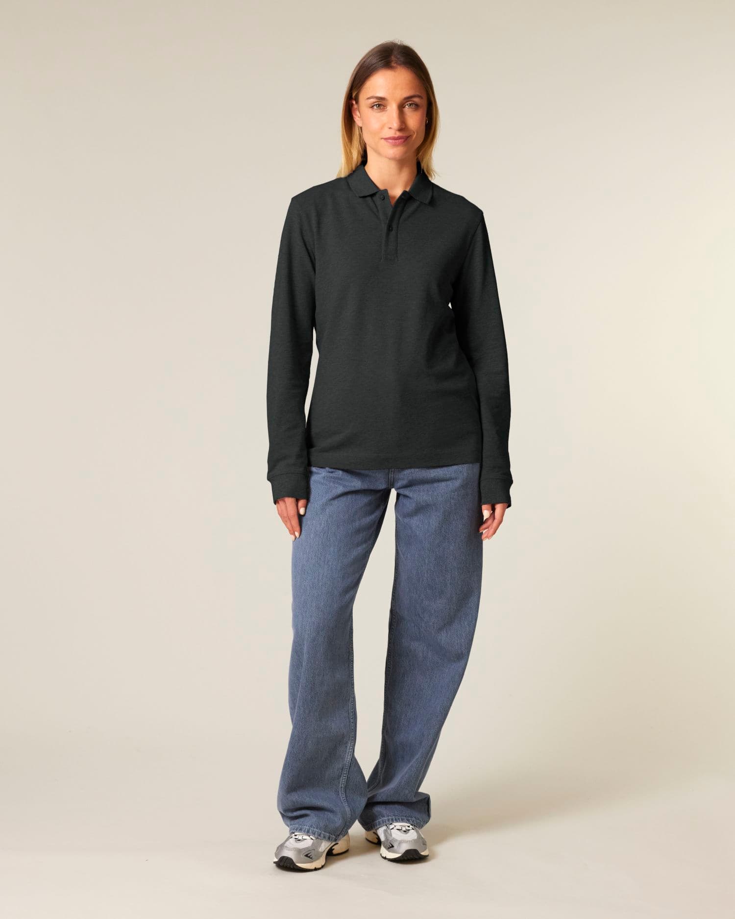 Prepster 2.0 Long Sleeve Stanley/Stella indossato, colore Dark Heather Grey