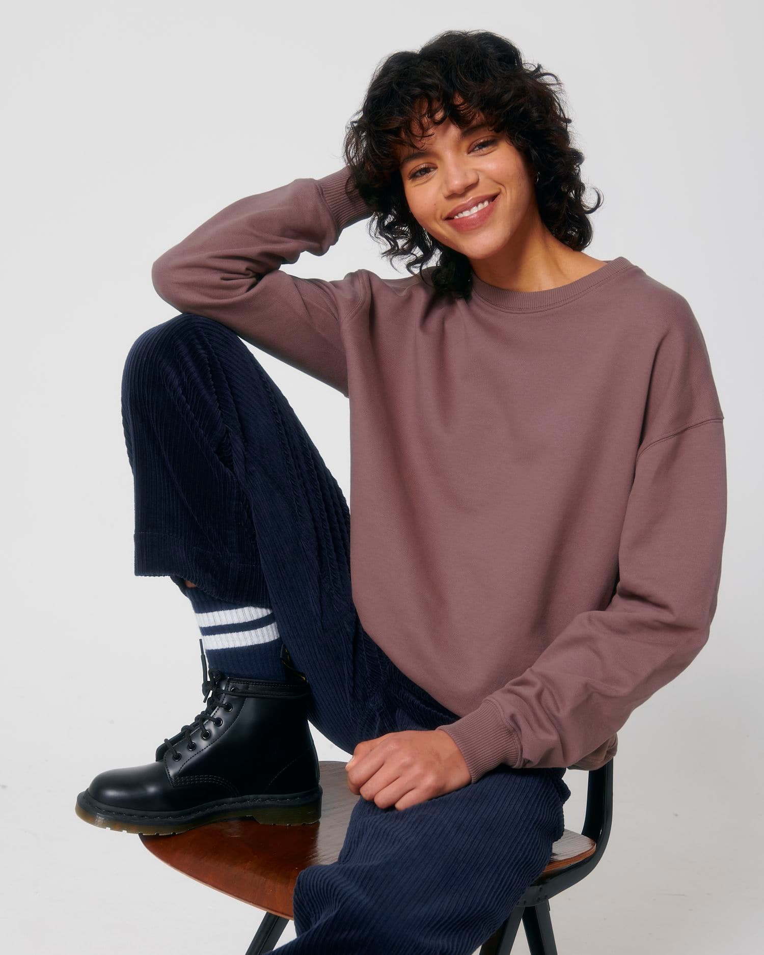 Ledger Dry Stanley/Stella gedragen, kleur Kaffa Coffee