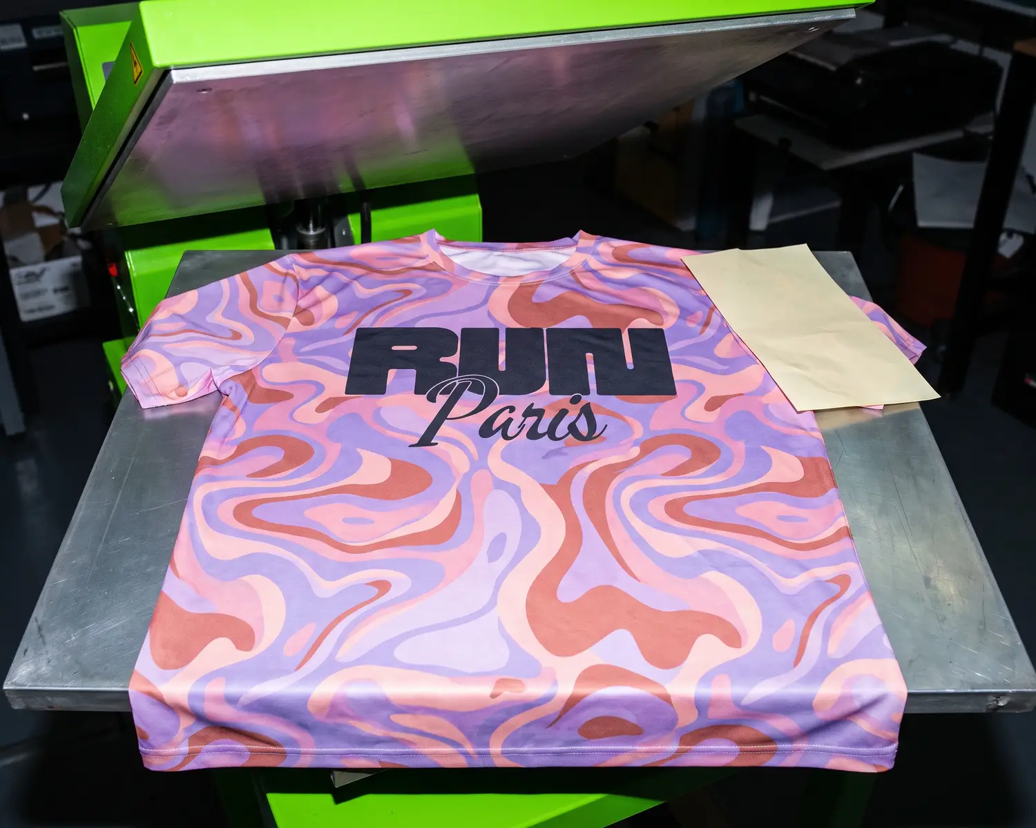 Sublimation printing on textile: how it works, and its real limit