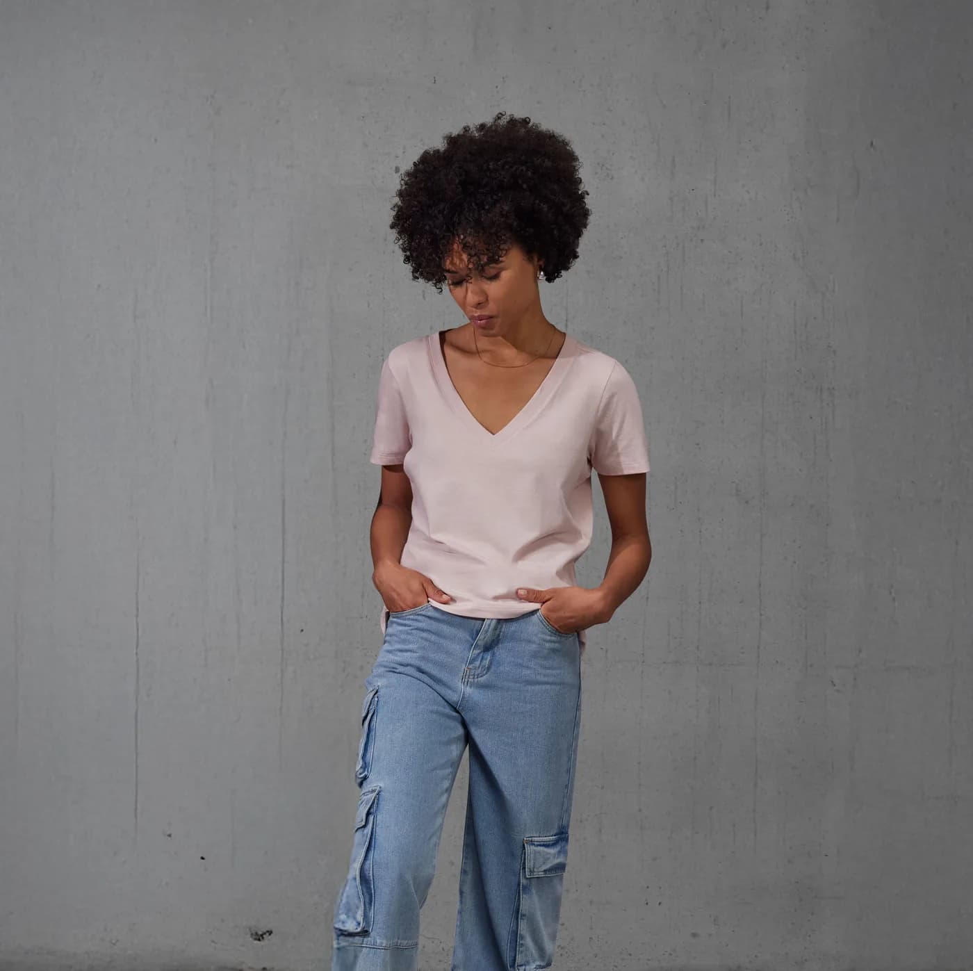 #E150 V /Women — T-shirts B&C à personnaliser