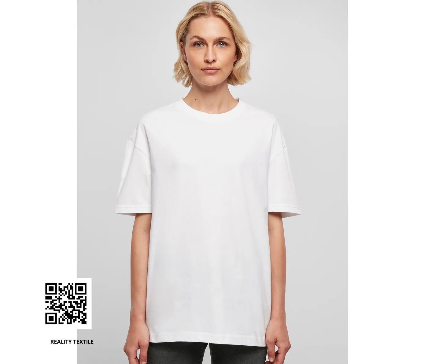 Ladies Oversized Boyfriend Tee — T-shirts Build Your Brand à personnaliser