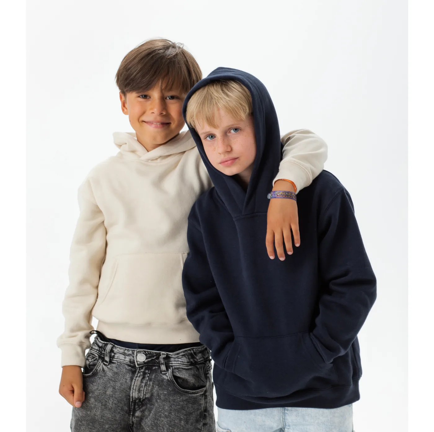 Kids Essential Hoodie — Sweats & hoodies Mantis à personnaliser