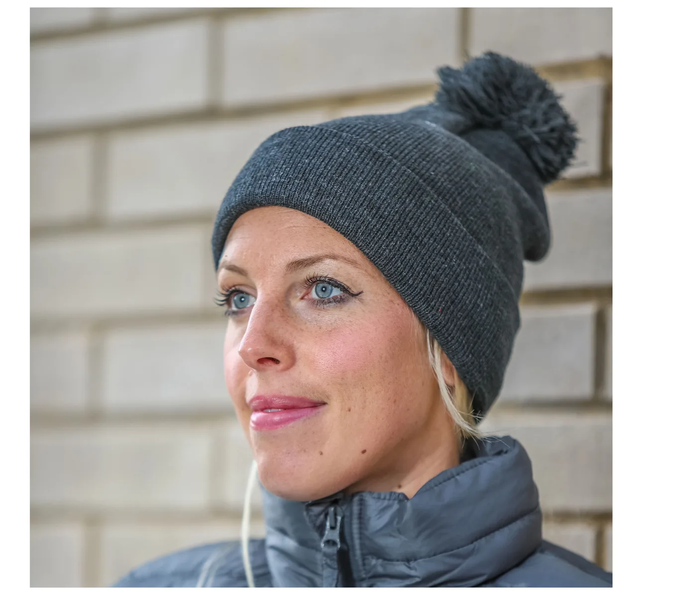 Pom Pom Beanie — te personaliseren Mutsen & winter van Result