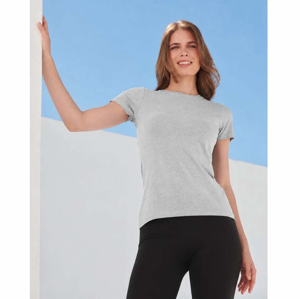 The Feel Good T Women — T-shirts SF Clothing à personnaliser