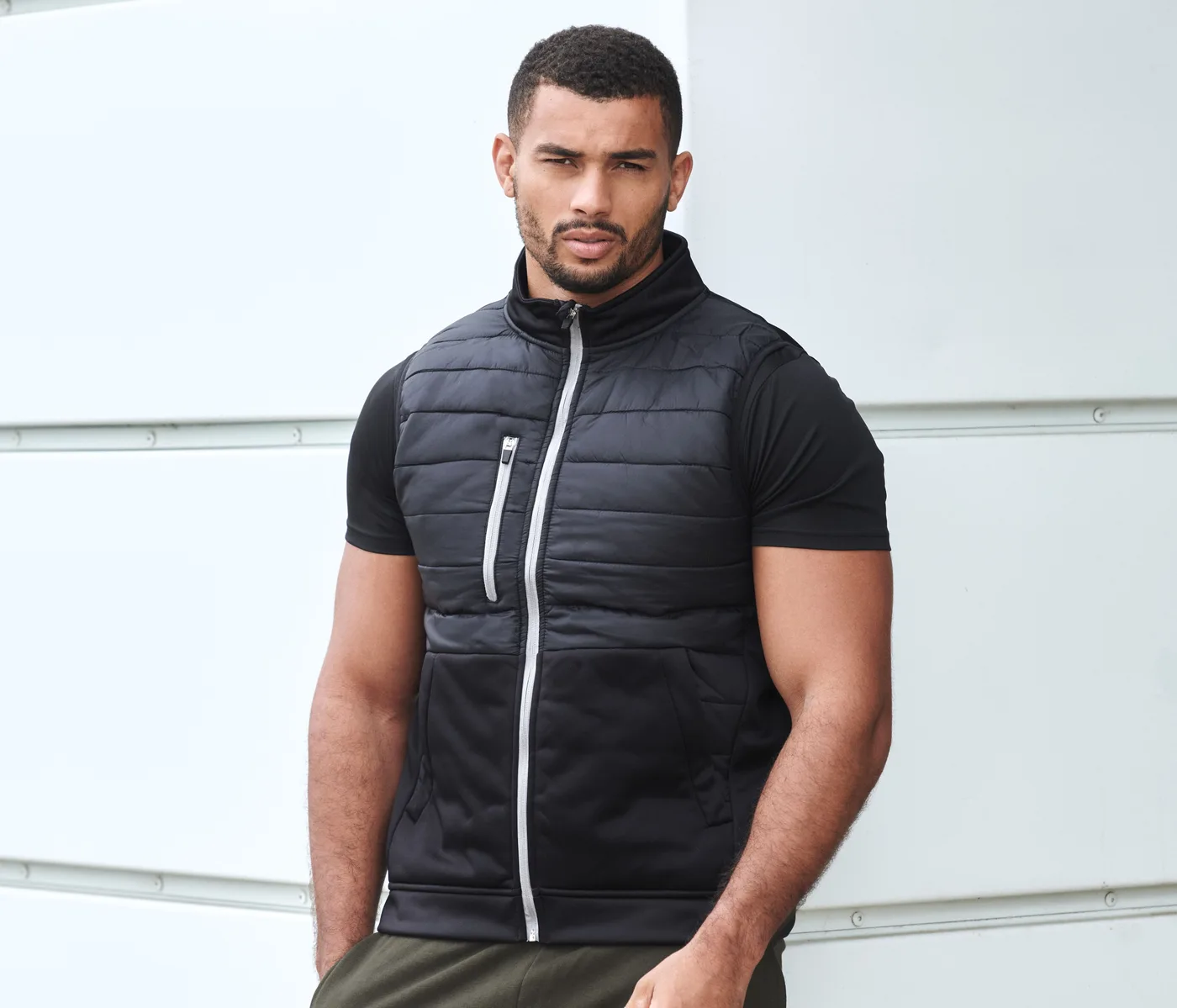 Unisex Padded Sports Gilet — Vestes & extérieur Tombo à personnaliser