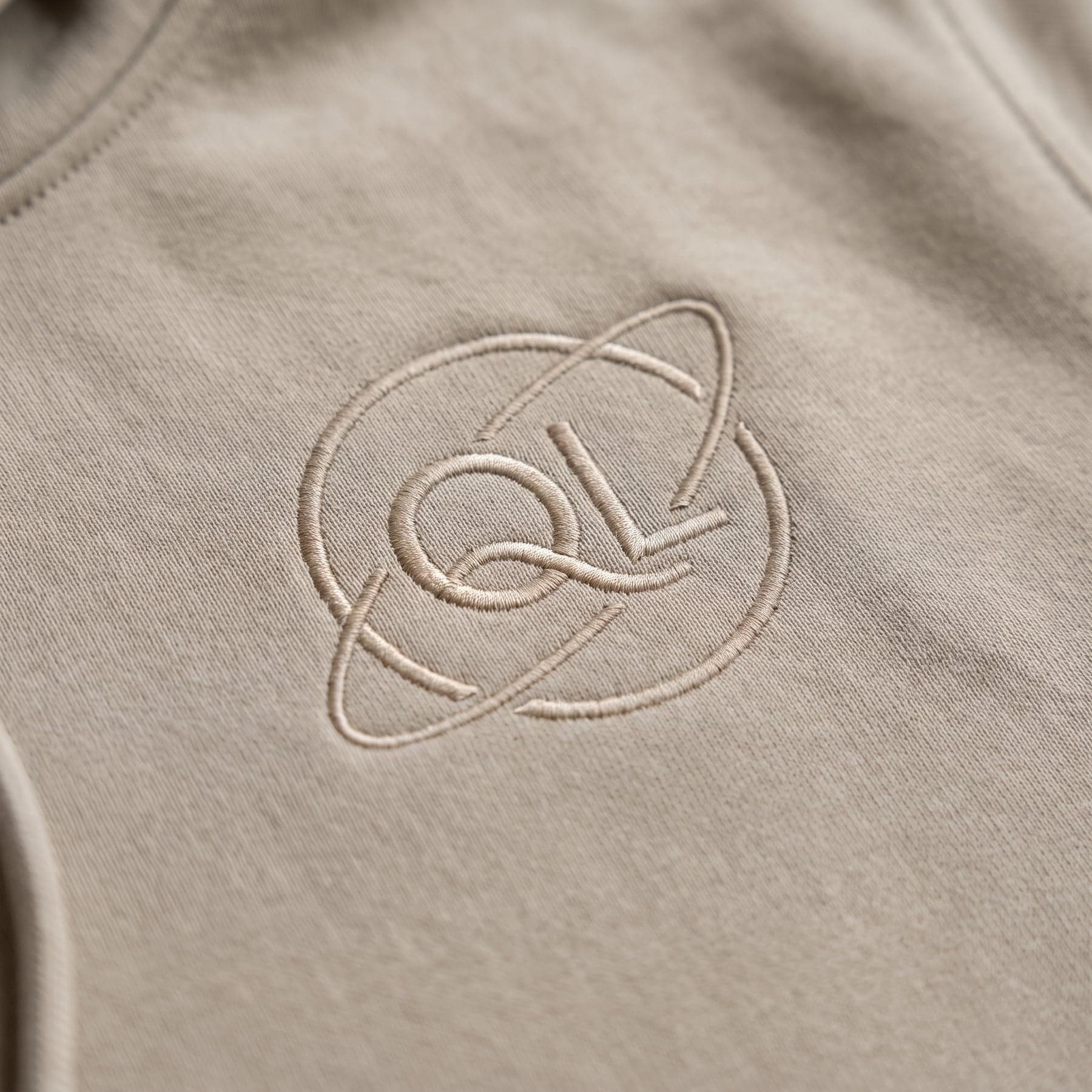 Le marquage — Stanley/Stella Cruiser 2.0 Stone, broderie au cœur, devant