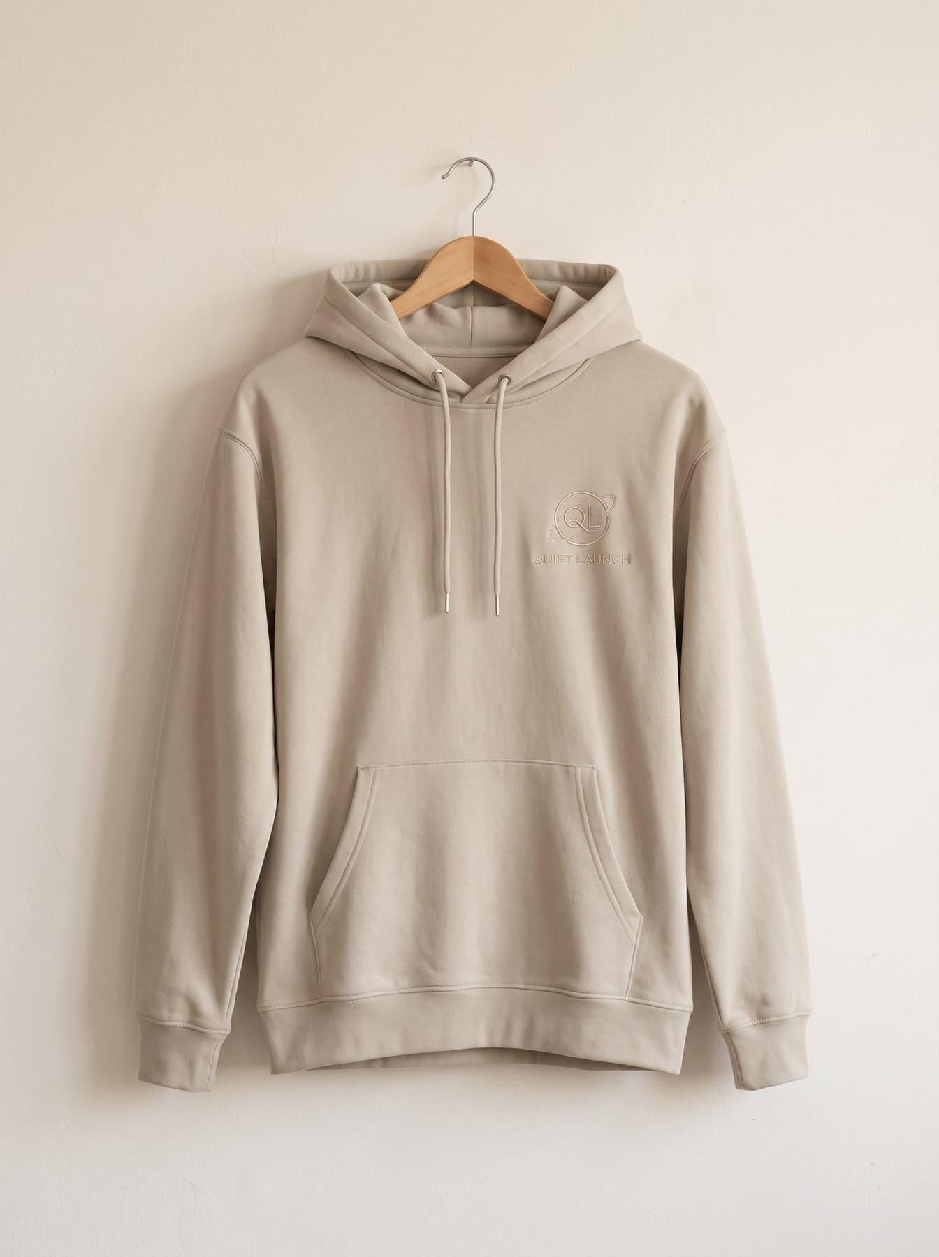 La pièce — Stanley/Stella Cruiser 2.0 Stone, broderie au cœur, devant