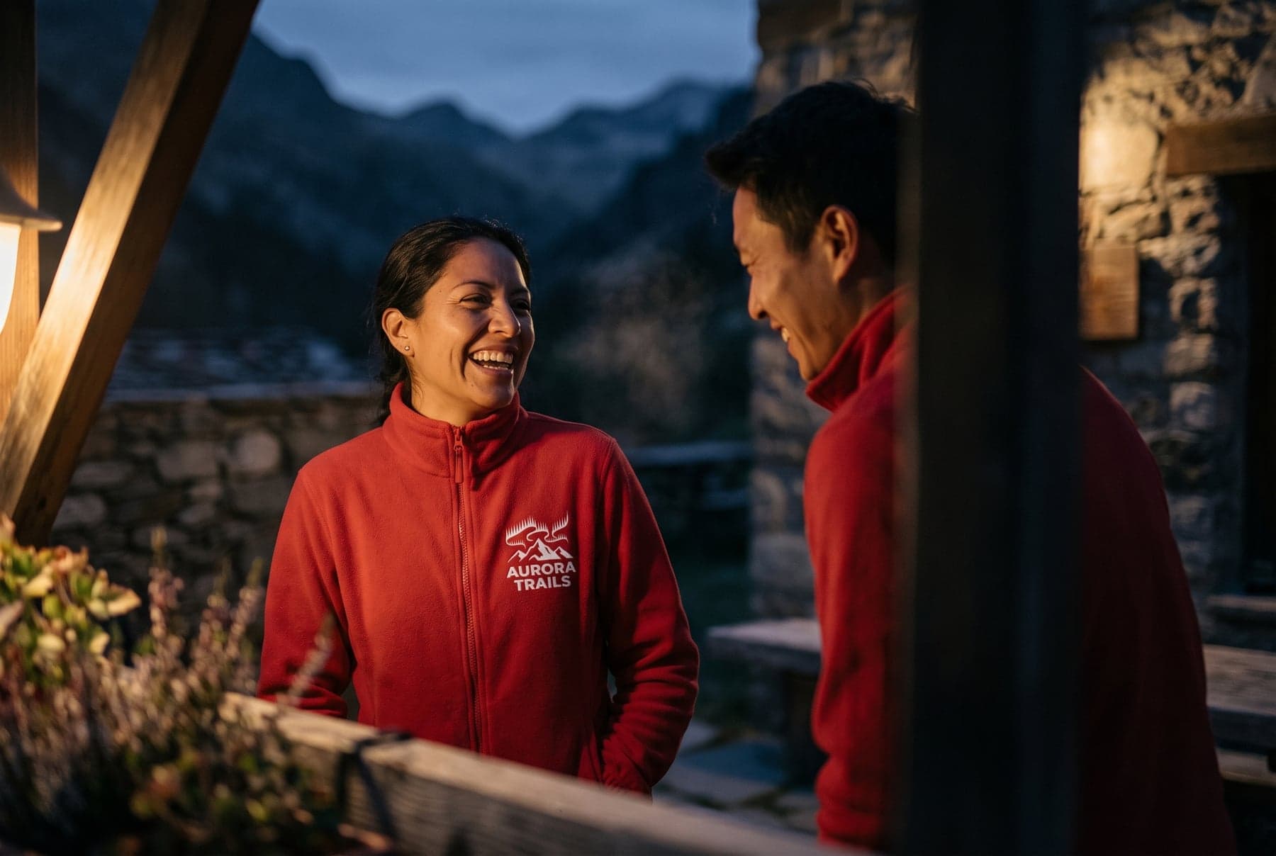 En situation — JHK Polar Fleece Man Red, broderie au cœur, devant